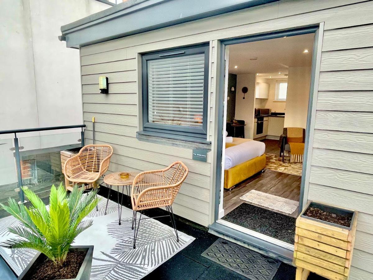 A Cozy Hideaway With Balcony - Close To Beach Bournemouth Eksteriør billede